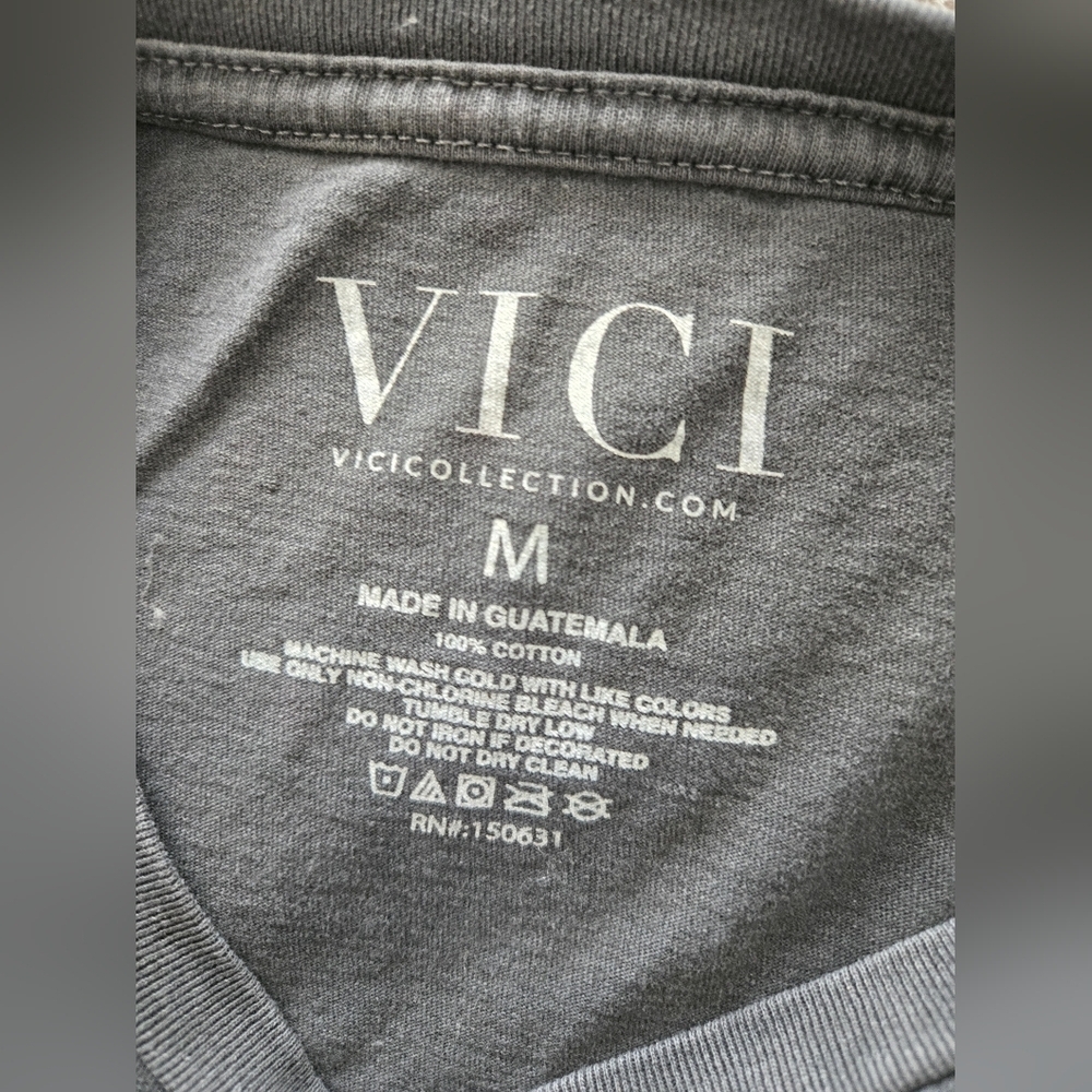 VICI Montana Rodeo Western Graphic Tee Women's Medium - Picture 3 of 3